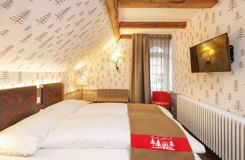 Hottingen Hotel | Swiss Night by Fassbind