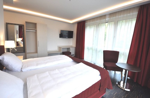 Pfaffikon District Hotel | Swiss Star Home