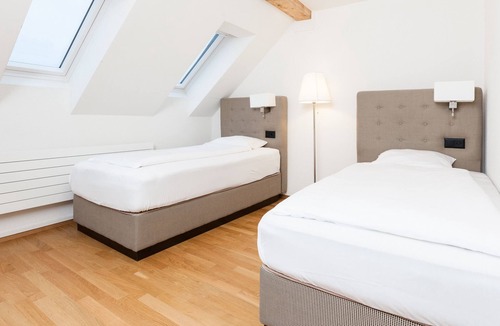 Gewerbeschule House | Swiss Star Longstreet