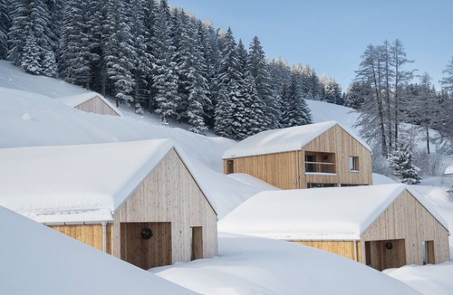 Monthey Hotel | Swisscabin