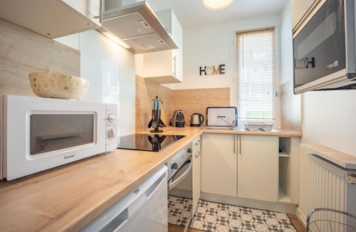Luc-sur-Mer Apartment | Sword - Apt avec loggia et jardin proche plage