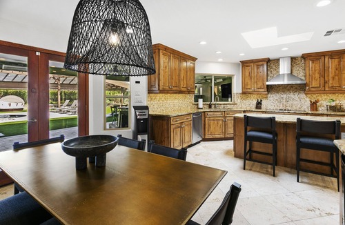 Buenavante House | SWSS 7BR RnR Estate | Pool, Hot Tub, Waterfall, Fire Table & Games