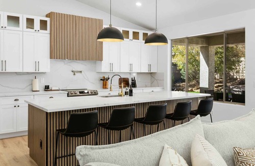 North Scottsdale House | SWSS - Chic Beautiful backyard Pool Cornhole Office Fire table 5star