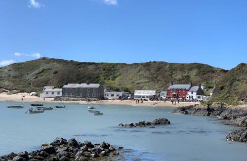 Edern House | Swyn-Y-Mor