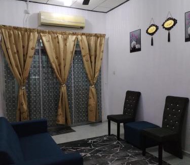 Kampung Sura House | Syah Homestay