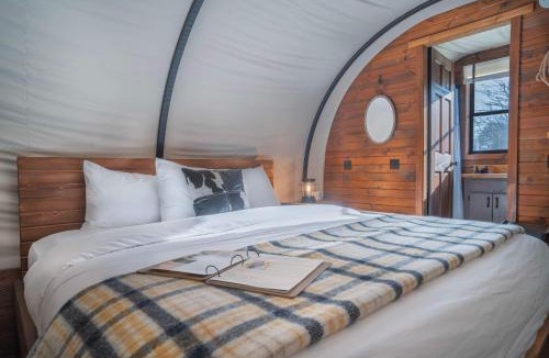 Branson House | Sycamore Creek Wagon Retreat Group Stay