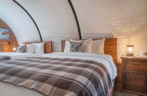 Branson House | Sycamore Creek Wagon Retreat Group Stay
