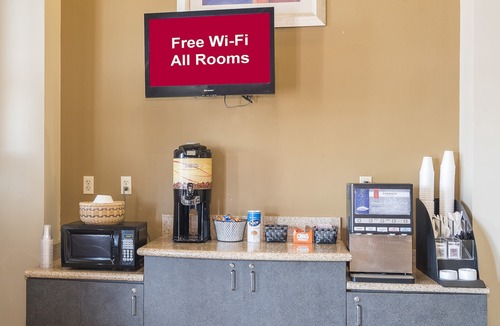 Elyria Hotel | Sycamore Suites