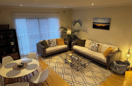 Narrabeen Apartment | Sydney beach escape