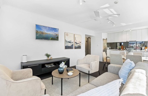 McMahons Point Apartment | Sydney Harbourside Apartment