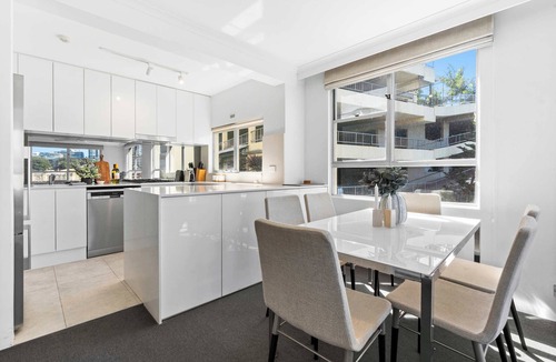 McMahons Point Apartment | Sydney Harbourside Apartment