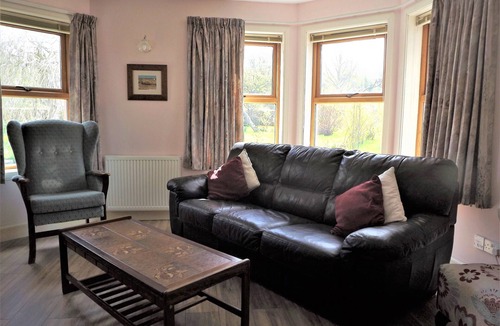 Cromarty Hotel | Sydney House