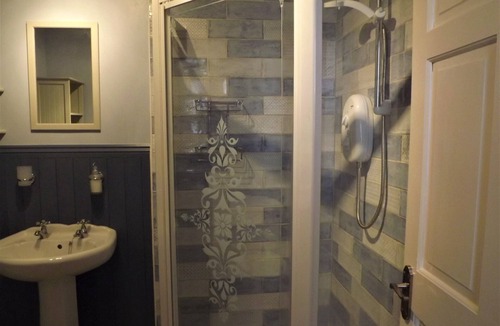 Cromarty Hotel | Sydney House