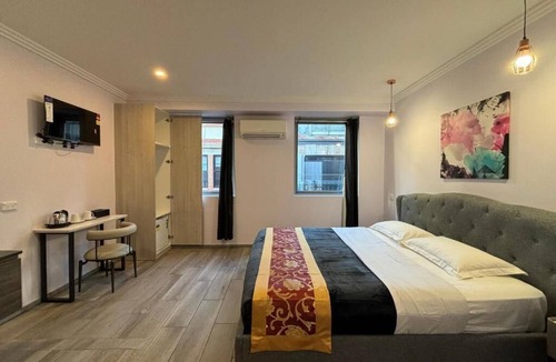 Chippendale Hotel | Sydney Riseon Hotel