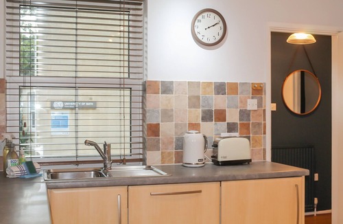 Bath House | Sydney Wharf House