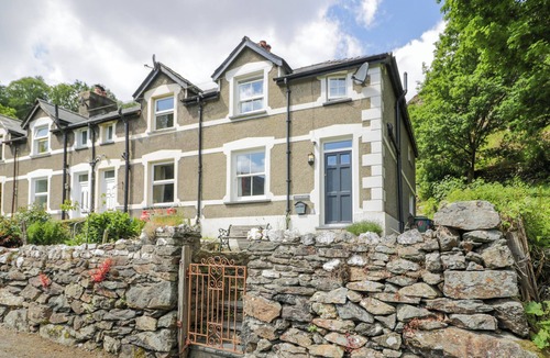 Beddgelert House | Sygun View