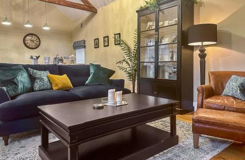 Richmond House | Sykelands Cottage