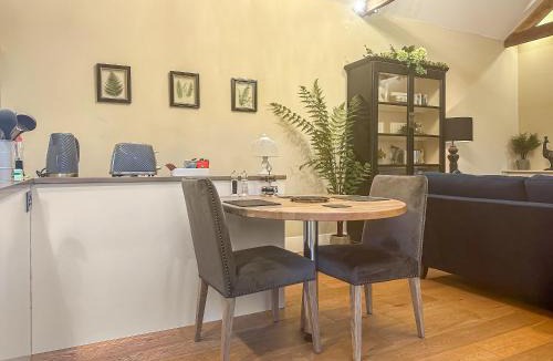 Richmond House | Sykelands Cottage