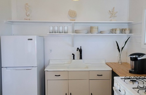 Sylvan Beach Cottage | Sylvan Beach Cottage in the heart of Sylvan Beach NY
