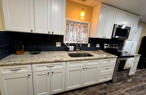 Blossvale Cottage | Sylvan Beach Cottage