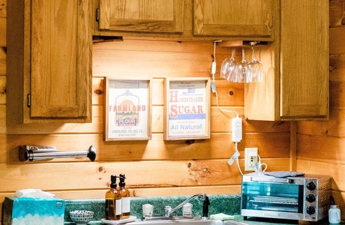 Helen Cabin | Sylvan Valley Lodge & Cellars