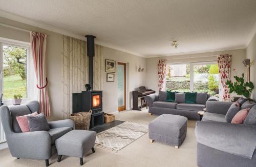 Kendal Villa | Sylvan Wood, gorgeous views