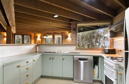 Dinner Plain Ski Chalet | Symbar - Dinner Plain