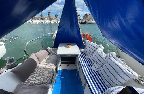 Port Rive Gauche Boat Rental | Symbiose sur l’eau Gruissan