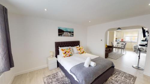 Chatham Apartment | Symons House