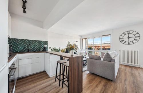 Quartier de Javel Apartment | Symphonie de l'élégance à javel by Weekome