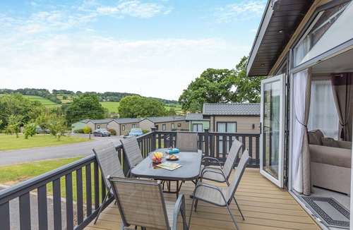 Axminster House | Symphony 3 Hot Tub Pet