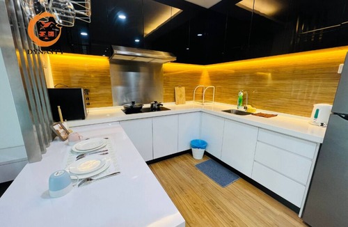 Cheras Apartment | Symphony Tower Studio with sofa bed and Netflix ~ Malaysia