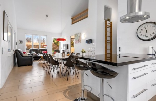 Grena Strand House | "Synne" - 350m from the sea by Interhome