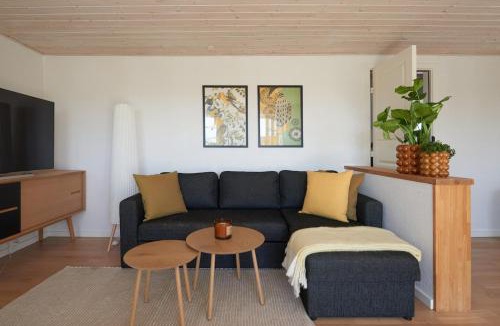 Lokken Apartment | SYREN apartment in a beautiful villa close to Lokken