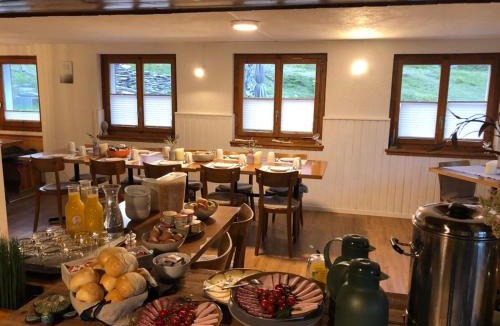 Taesch Cabin | Täschalp Restaurant&Lodge
