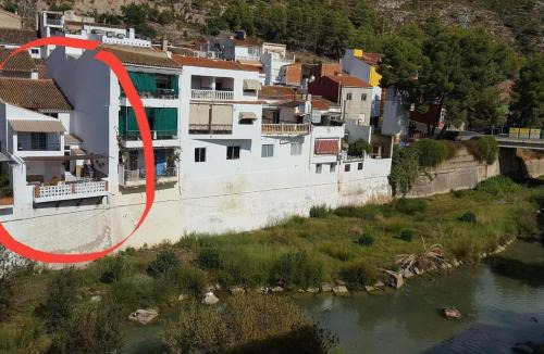 Bolbaite House | Tío Salvador