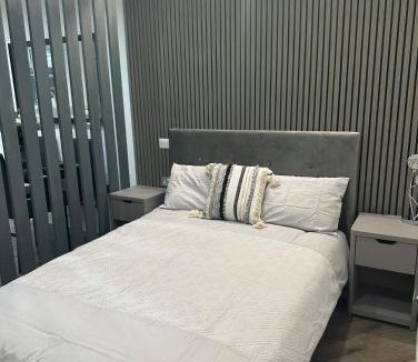 Mayesbrook Apartment | T and S