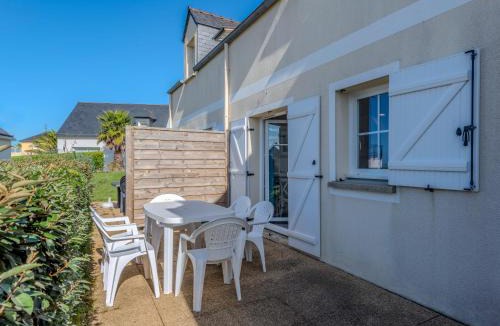 Saint-Nic House | T de Pentrez N53 3P6