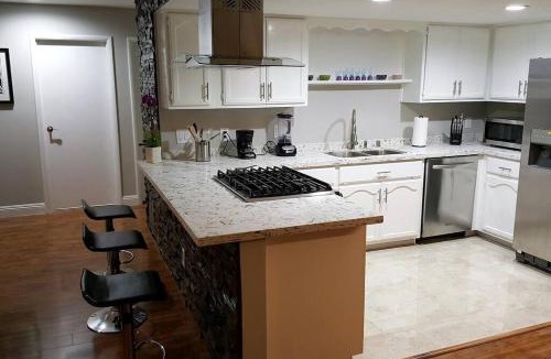 Spring Valley Apartment | T-Designed to ENJOY!. Best Vacation