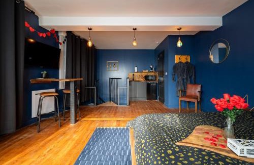 Lens Apartment | T'ES O SPA - Charmant Studio avec Jacuzzi