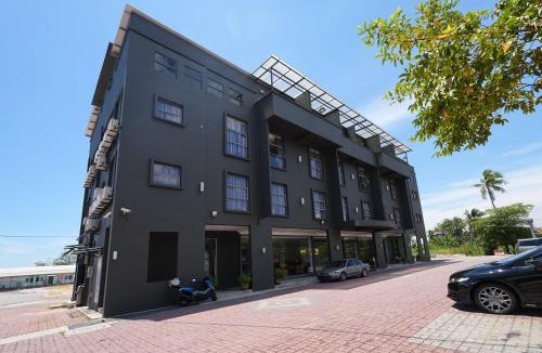 Kampung Alor Bangsa Hotel | T+ Hotel Sungai Korok