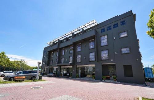 Kampung Alor Bangsa Hotel | T+ Hotel Sungai Korok