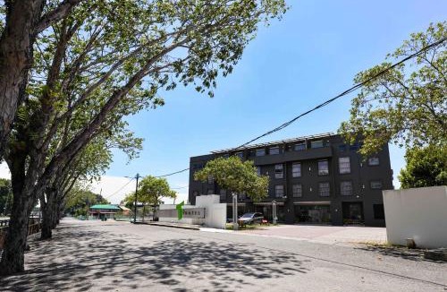 Kampung Alor Bangsa Hotel | T+ Hotel Sungai Korok