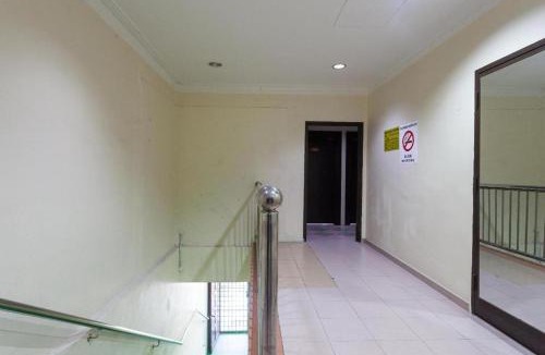 Taman Bunga Ros Hotel | T P Hotel