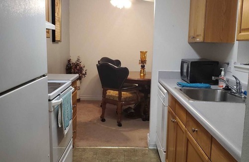 University Place Condo | T Regency Suite