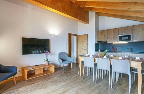 La Tzoumaz Apartment | T-Resort La Tzoumaz 4p8 vue vallée by Interhome