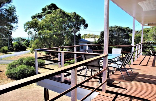 Ventnor House | T/Tree house, Harris Road, Ventnor