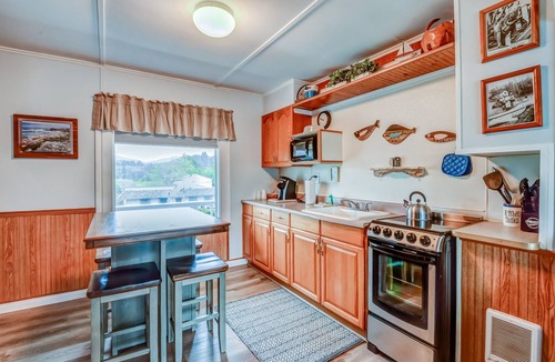 Depoe Bay Apartment | T03 - Kingfisher @ Trollers Lodge