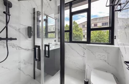 Quartier des Eaux-Claires Apartment | T1 103 eaux claires, Premium, clim, Garage privé