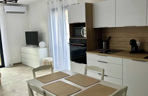 Corte Apartment | T1 33 m² terrace and private parking.
